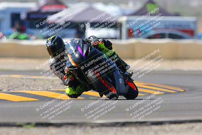 media/Oct-09-2022-SoCal Trackdays (Sun) [[95640aeeb6]]/Turn 2 (1110am)/